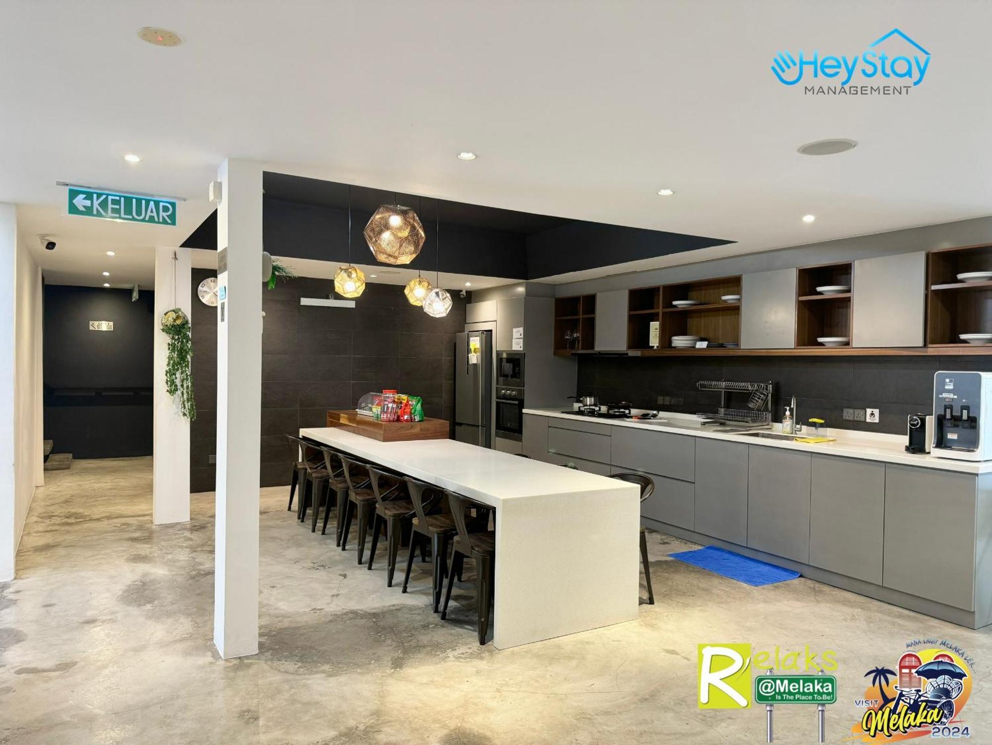 Modern Cave Guest House Walking Distance 5Mins To Jonker Malacca 外观 照片